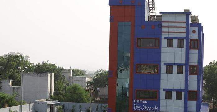 Oyo 1681 Hotel Devansh Udajpur Exteriér fotografie