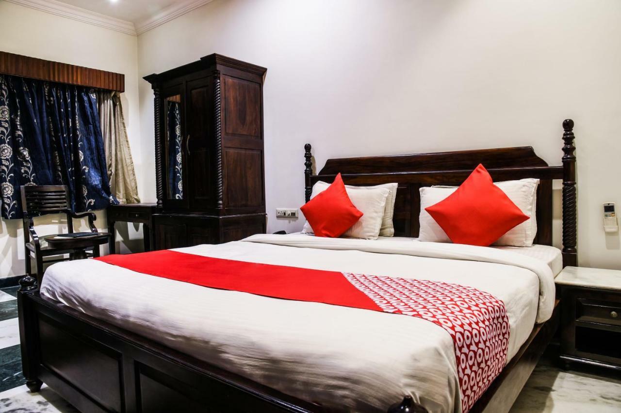 Oyo 1681 Hotel Devansh Udajpur Exteriér fotografie